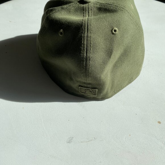 New Era Fitted Hat Bundle - Picture 3 of 13